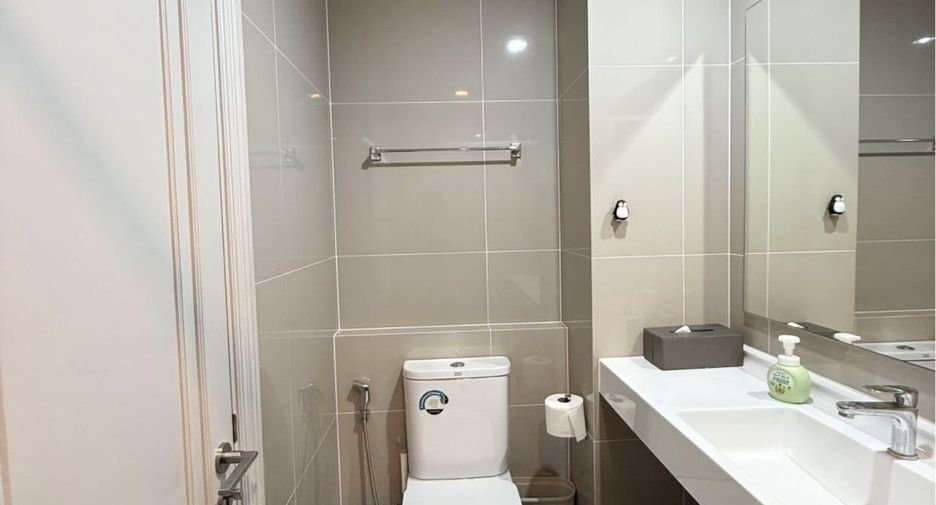 For sale and for rent 2 bedrooms condo in Bang Kapi, Bangkok