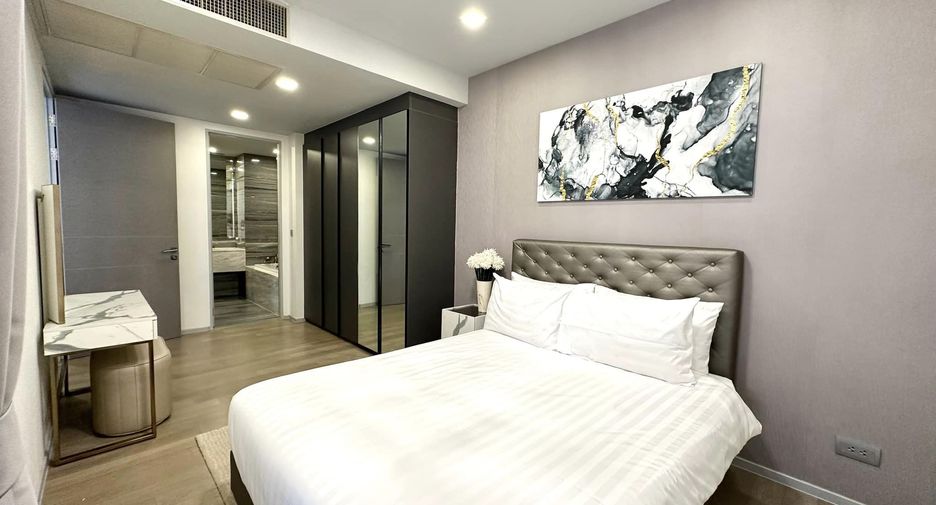 For rent 2 bedrooms condo in Watthana, Bangkok