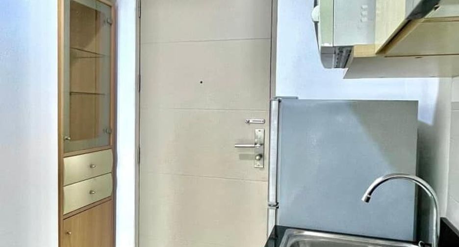 For rent 1 bed condo in Huai Khwang, Bangkok