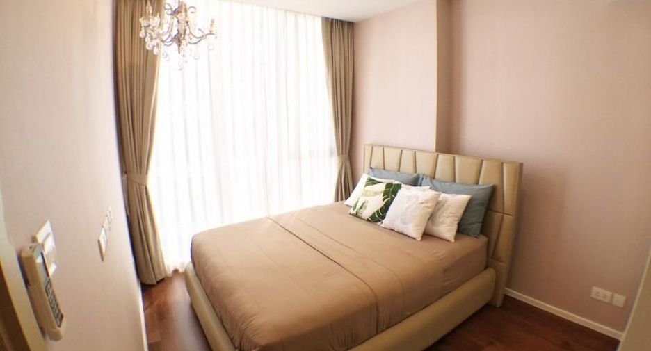 For sale 2 bedrooms condo in Watthana, Bangkok