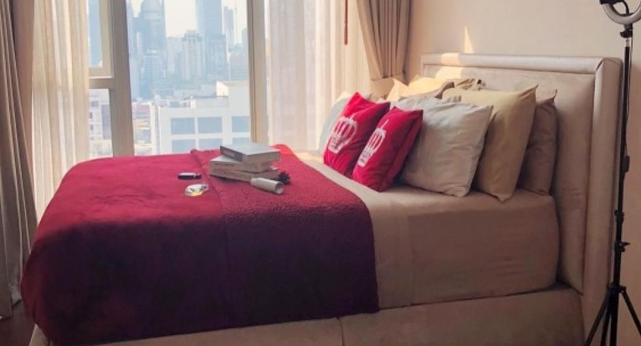 For sale 2 bedrooms condo in Watthana, Bangkok