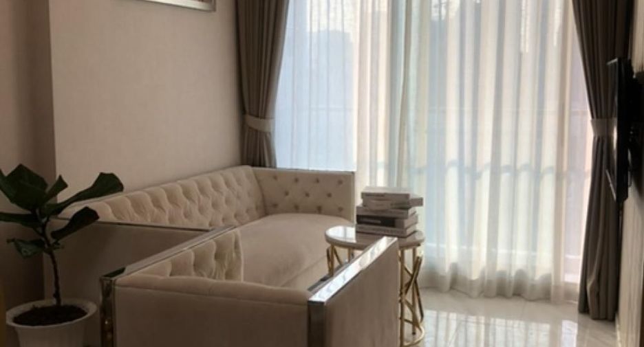 For sale 2 bedrooms condo in Watthana, Bangkok
