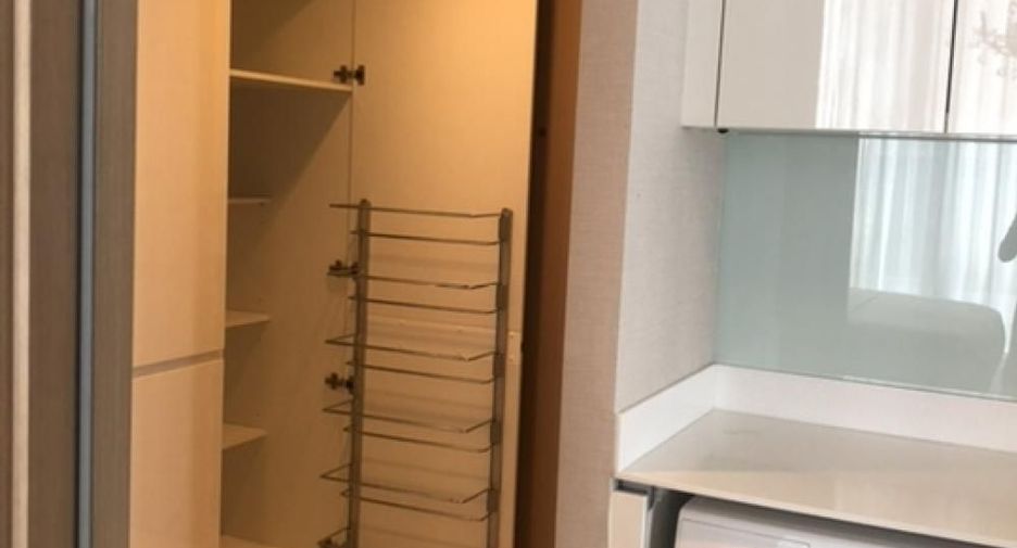 For sale 2 bedrooms condo in Watthana, Bangkok