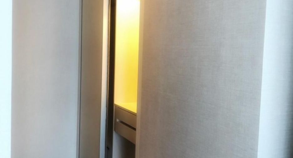 For sale 2 bedrooms condo in Watthana, Bangkok