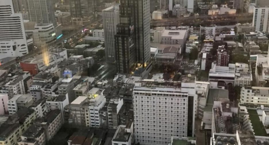 For sale 2 bedrooms condo in Watthana, Bangkok