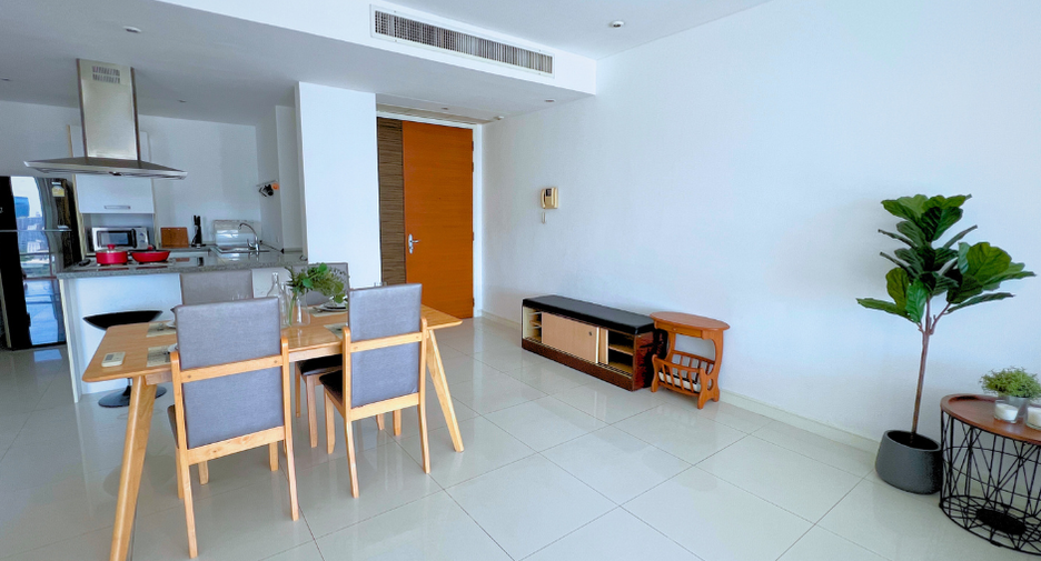 For sale 2 bedrooms condo in Khlong Toei, Bangkok