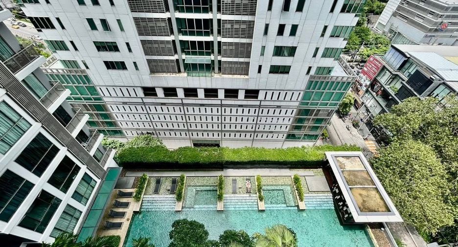 For rent 1 bed condo in Watthana, Bangkok