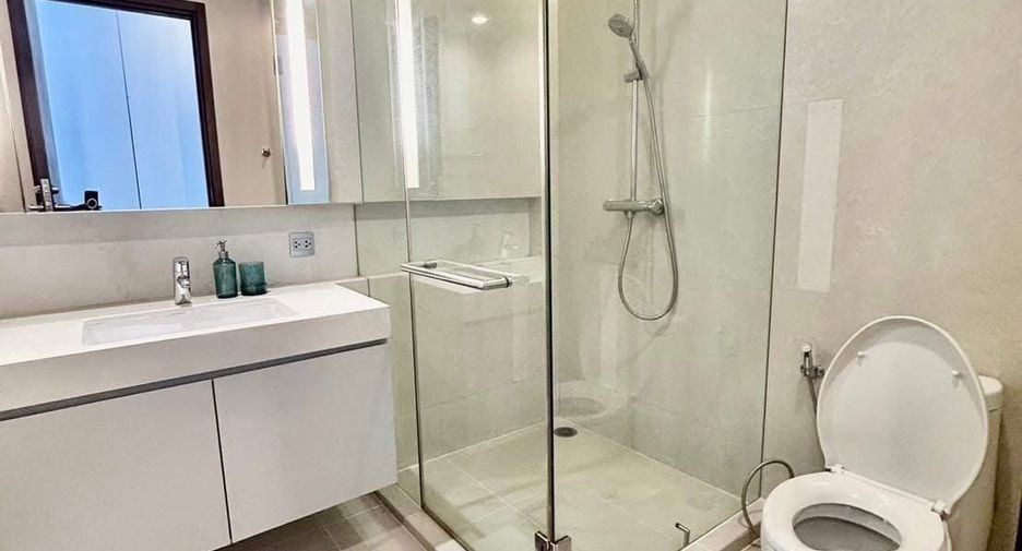 For rent 1 bed condo in Watthana, Bangkok