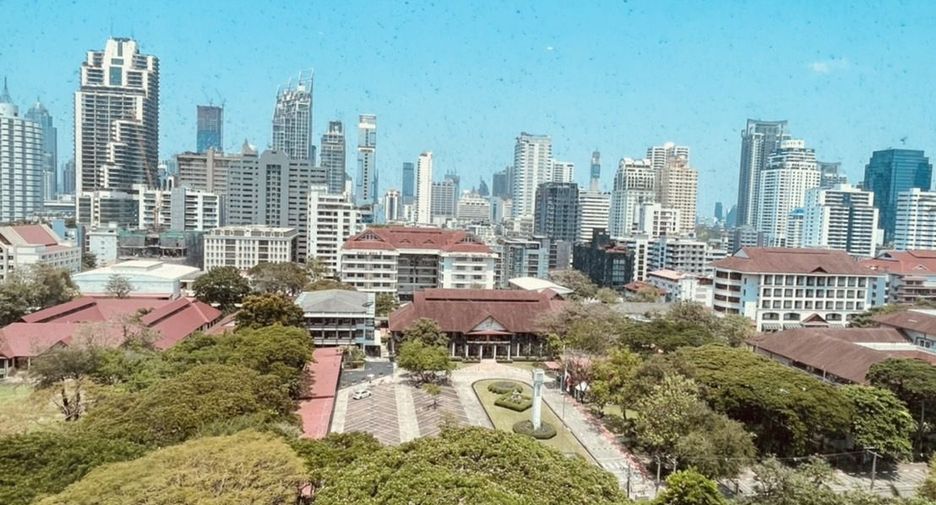 For rent 1 bed condo in Watthana, Bangkok