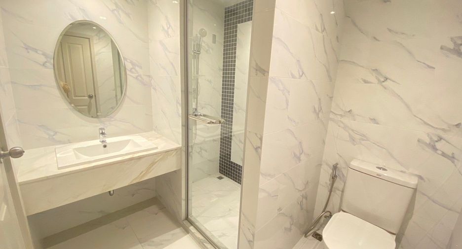 For sale 2 bedrooms condo in Bueng Kum, Bangkok