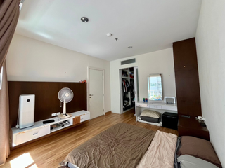 À vendre 2 chambres condo à Bang Kapi, Bangkok