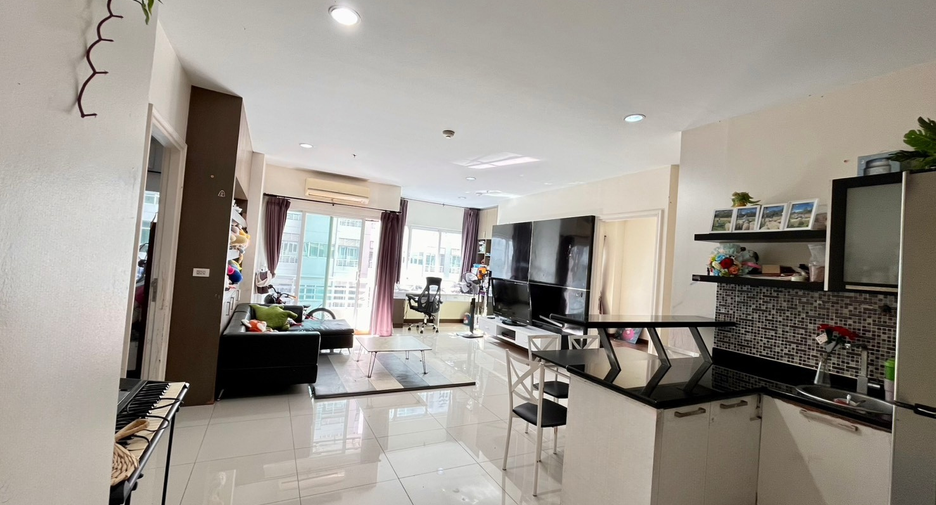 Condo en venta de 2 habitaciones en Bang Kapi, Bangkok