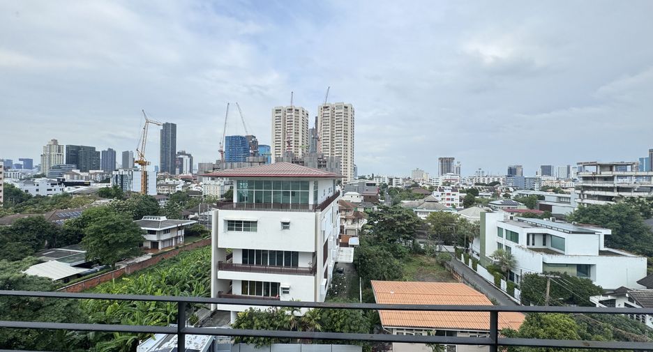 Wohnung zur Miete mit 2 Zimmer in Watthana, Bangkok