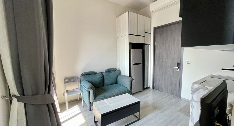 Condo en alquiler de 1 habitaciones en Phra Khanong, Bangkok