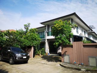 For sale 3 bedrooms house in Suan Luang, Bangkok