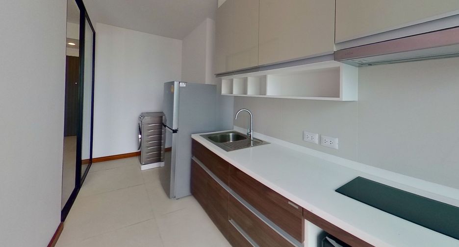 Apartment zur Miete mit 2 Zimmer in Khlong San, Bangkok
