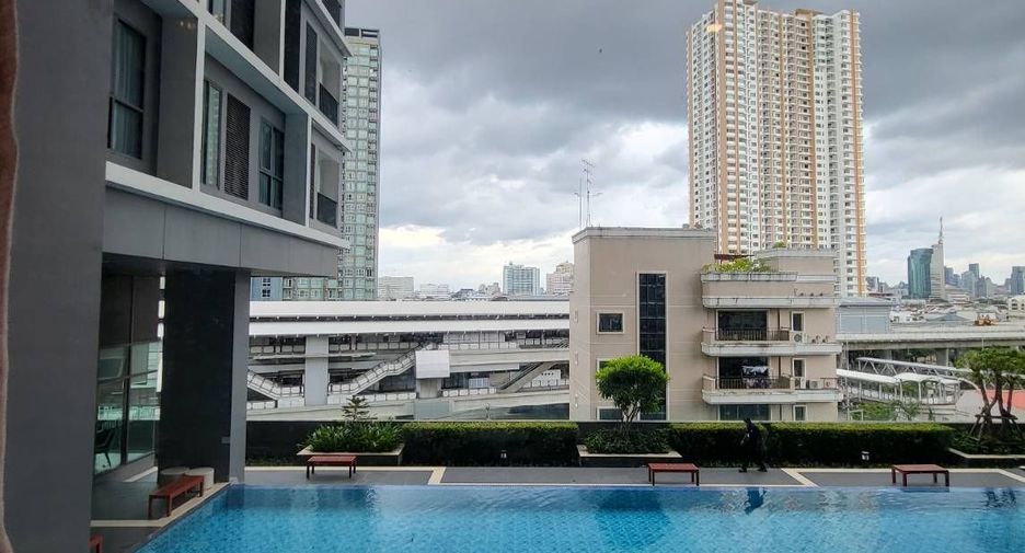 For sale 1 bed condo in Khlong San, Bangkok
