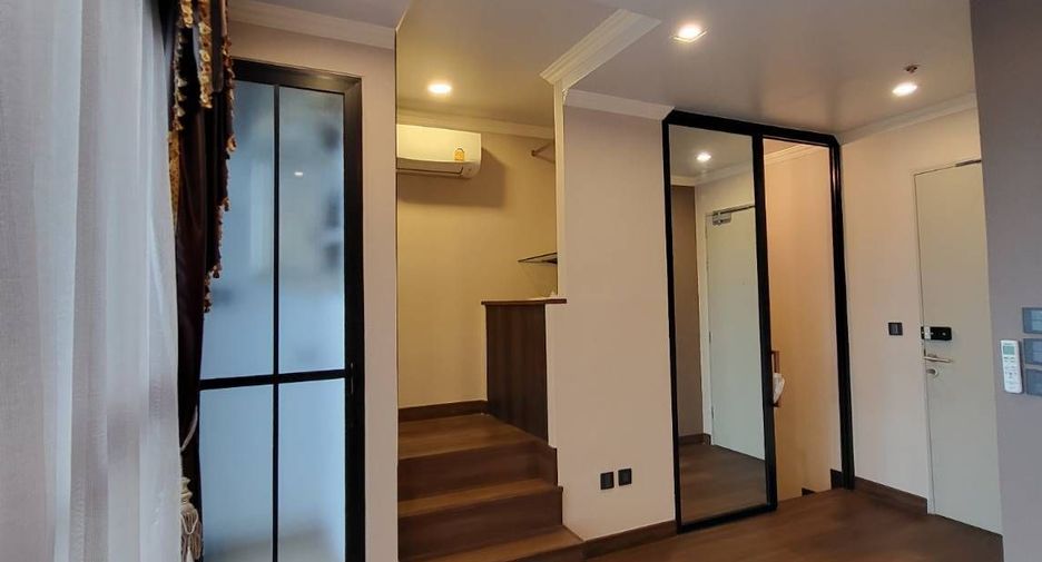 For sale 1 bed condo in Khlong San, Bangkok