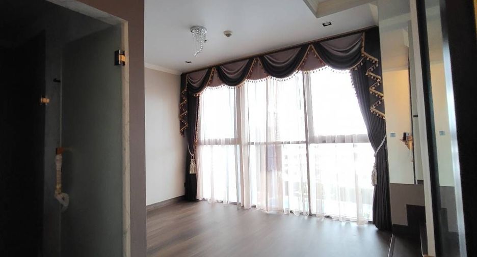 For sale 1 bed condo in Khlong San, Bangkok
