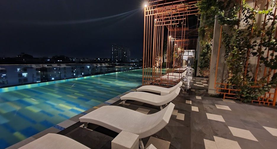 For rent 1 bed condo in Phra Khanong, Bangkok