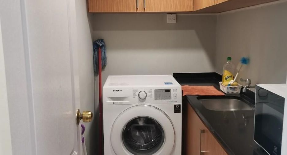 For sale 1 bed condo in Bang Rak, Bangkok