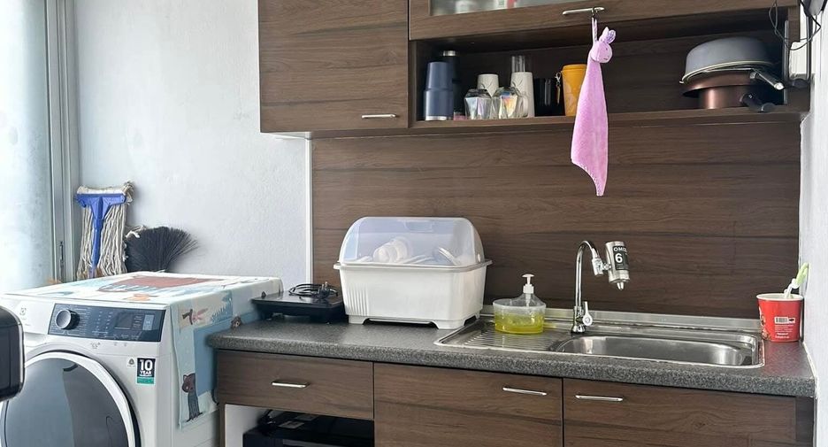 Wohnung zum Kauf und zur Miete mit 1 Zimmer in Huai Khwang, Bangkok