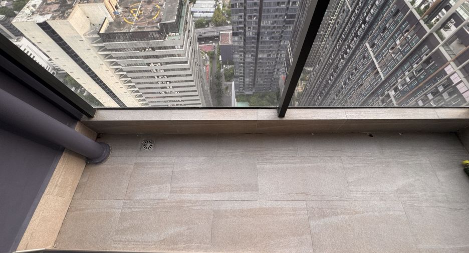 Wohnung zur Miete mit 2 Zimmer in Huai Khwang, Bangkok