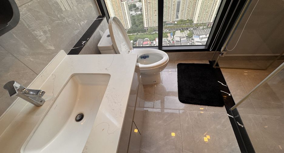 Wohnung zur Miete mit 2 Zimmer in Huai Khwang, Bangkok