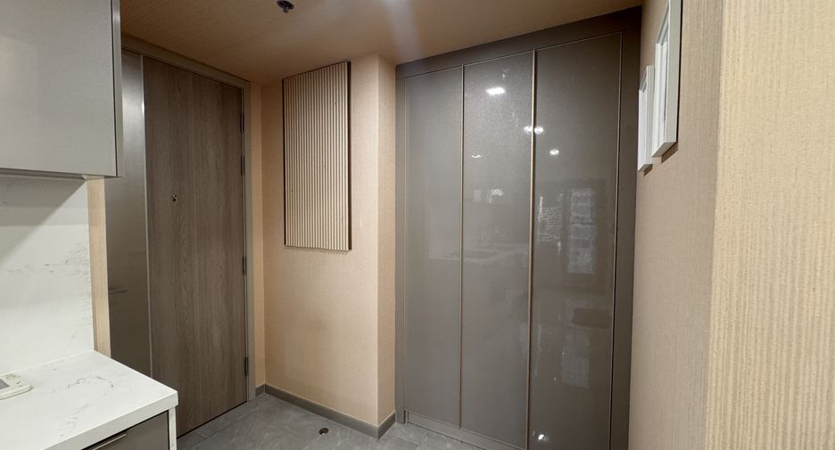 Wohnung zur Miete mit 2 Zimmer in Huai Khwang, Bangkok