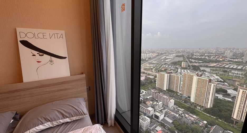 Wohnung zur Miete mit 2 Zimmer in Huai Khwang, Bangkok