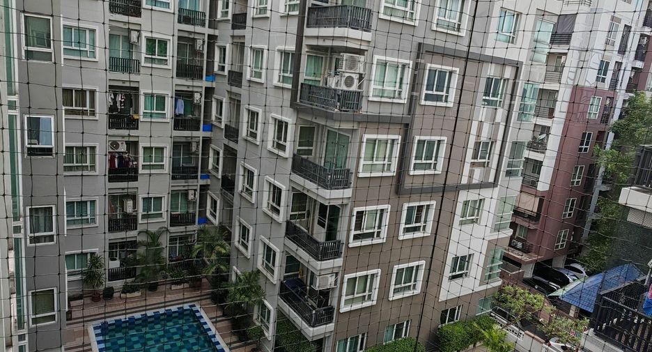 Продажа и аренда 1 кровать кондо в Хуаи Кхщанг, Бангкок
