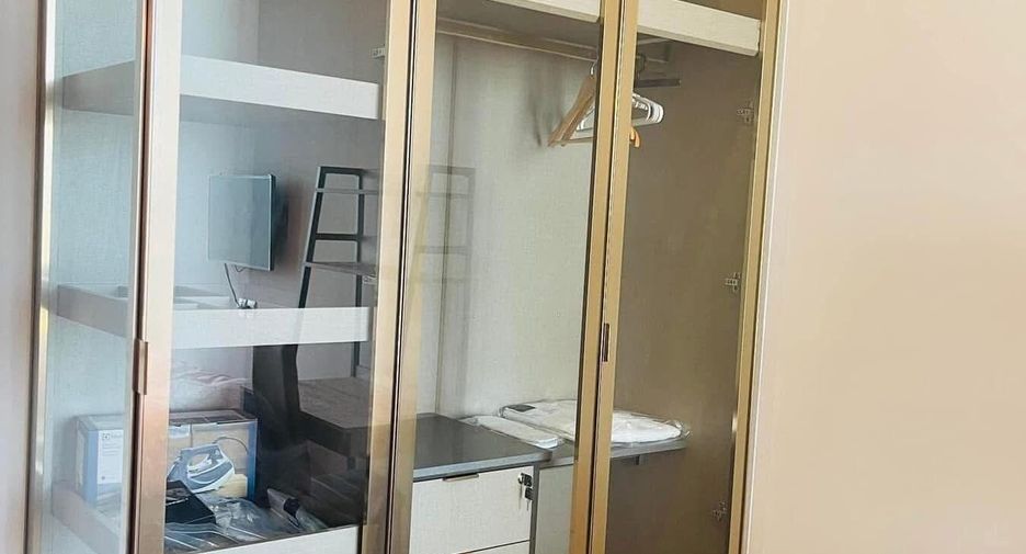 For rent 2 bedrooms condo in Bang Kho Laem, Bangkok