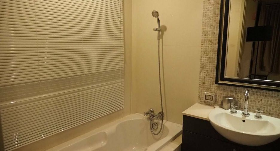 For sale 2 bedrooms condo in Bang Kho Laem, Bangkok