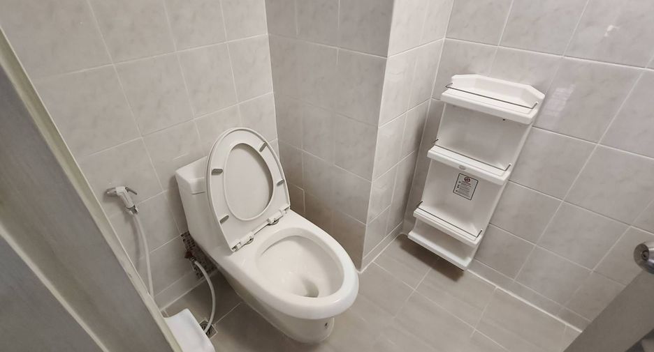 Apartamento en alquiler de 1 habitaciones en Watthana, Bangkok