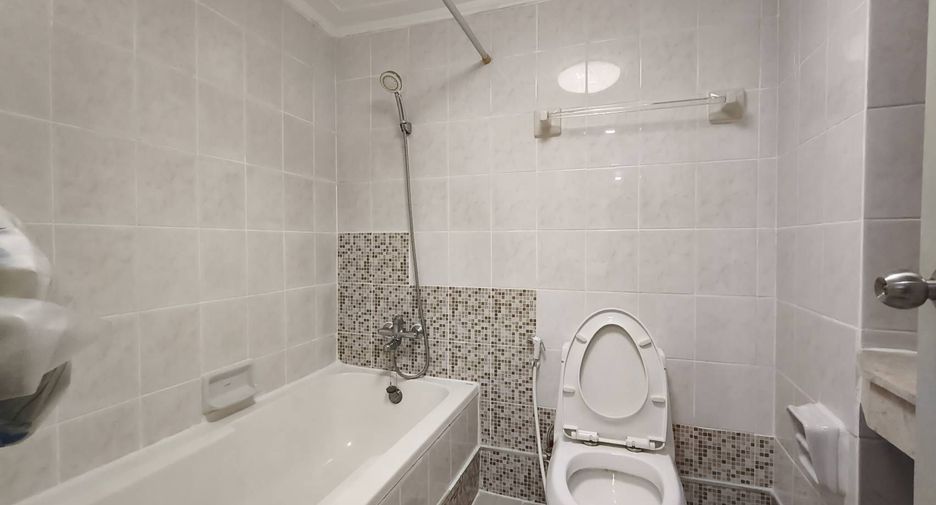 Apartamento en alquiler de 1 habitaciones en Watthana, Bangkok