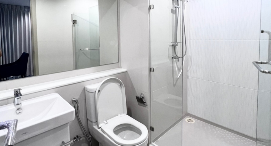 For sale 2 bedrooms condo in Chatuchak, Bangkok