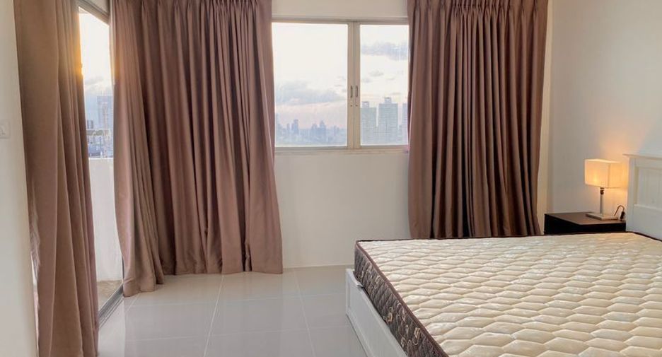 For rent 2 bedrooms condo in Khlong Toei, Bangkok