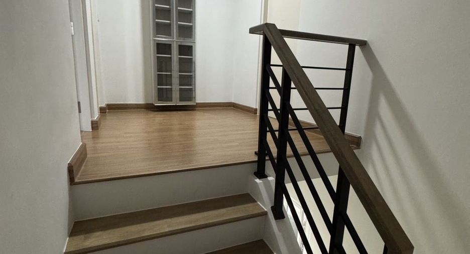 À louer 2 chambres maison à Bang Phli, Samut Prakan