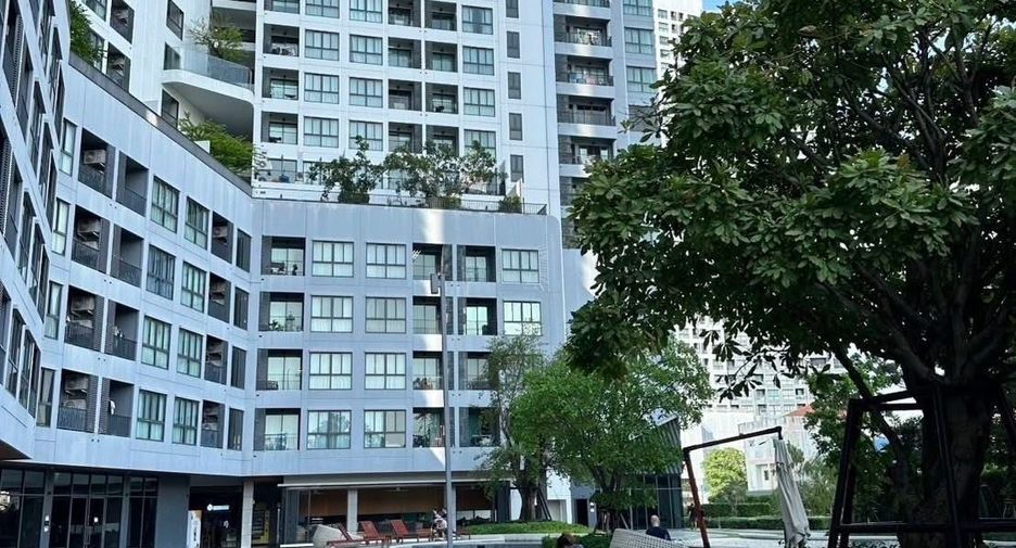Condo en alquiler de 1 habitaciones en Bang Na, Bangkok