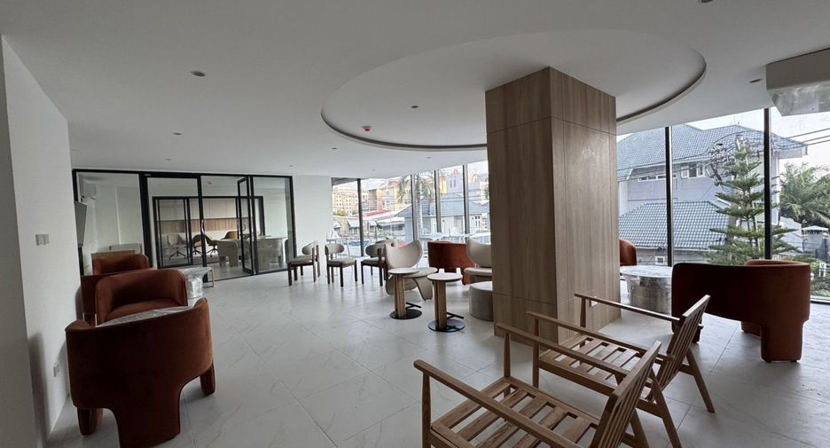 For rent 1 bed condo in Phra Khanong, Bangkok