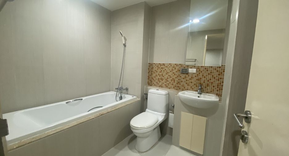 For sale and for rent 1 bed condo in Khlong Toei, Bangkok