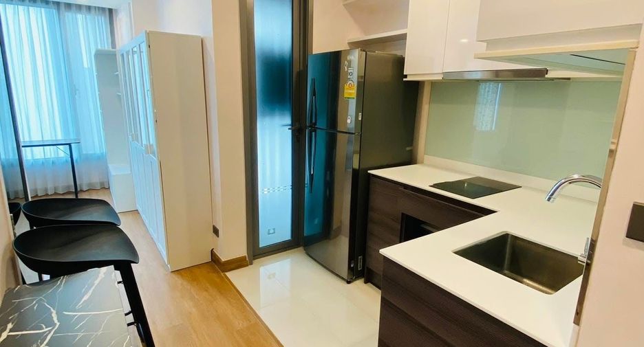 Condo en alquiler de 1 habitaciones en Watthana, Bangkok