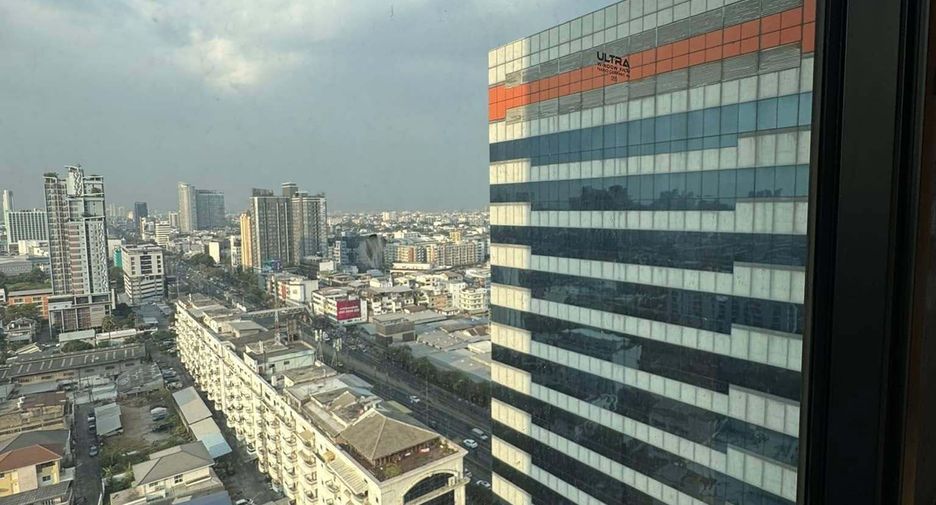 Wohnung zum Kauf mit 1 Zimmer in Huai Khwang, Bangkok