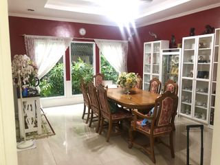 For sale 4 bedrooms townhouse in Yan Nawa, Bangkok