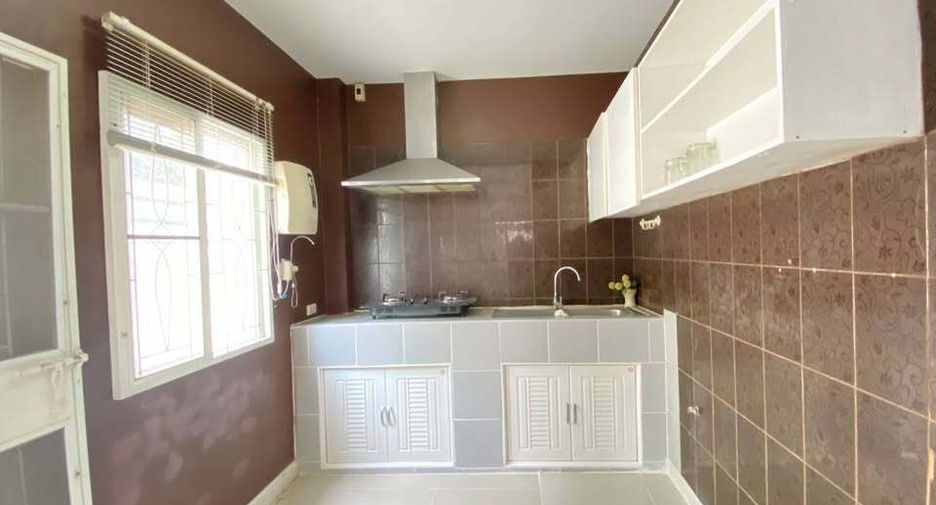 For rent 3 bedrooms house in Lat Krabang, Bangkok