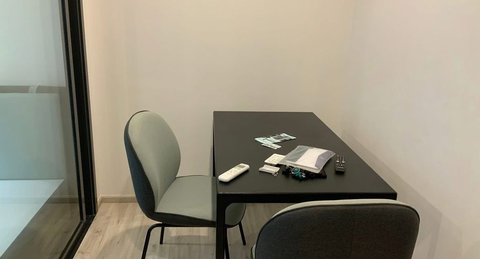 For rent スタジオ condo in Huai Khwang, Bangkok