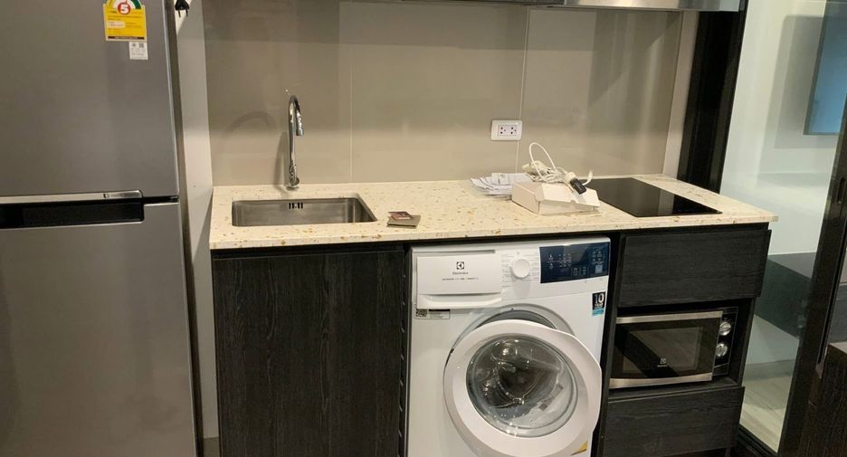 For rent スタジオ condo in Huai Khwang, Bangkok