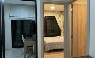 Wohnung zur Miete mit 1 Zimmer in Huai Khwang, Bangkok
