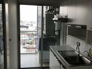 Продажа 2 спальни кондо в Кхлонг Сан, Бангкок