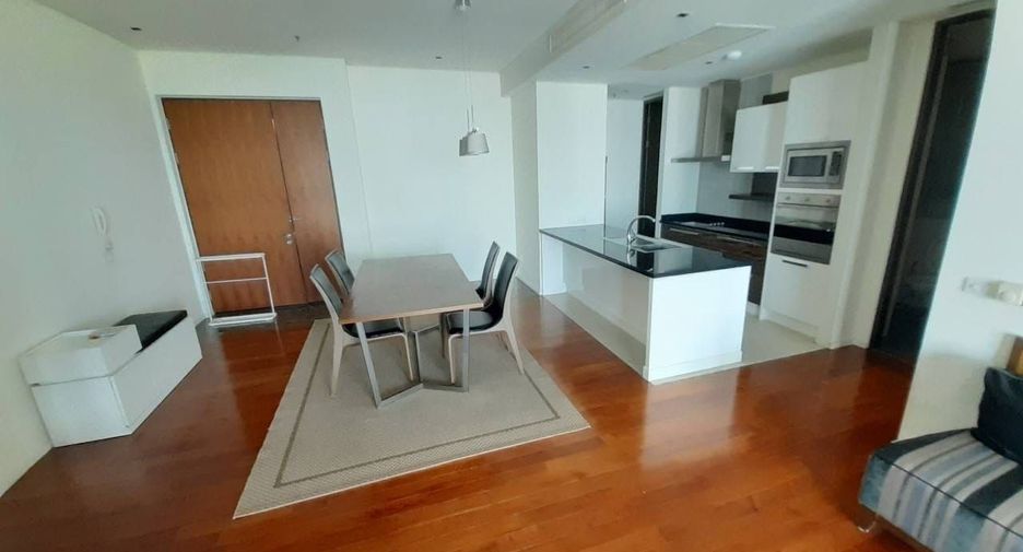 Condo en alquiler de 2 habitaciones en Khlong Toei, Bangkok